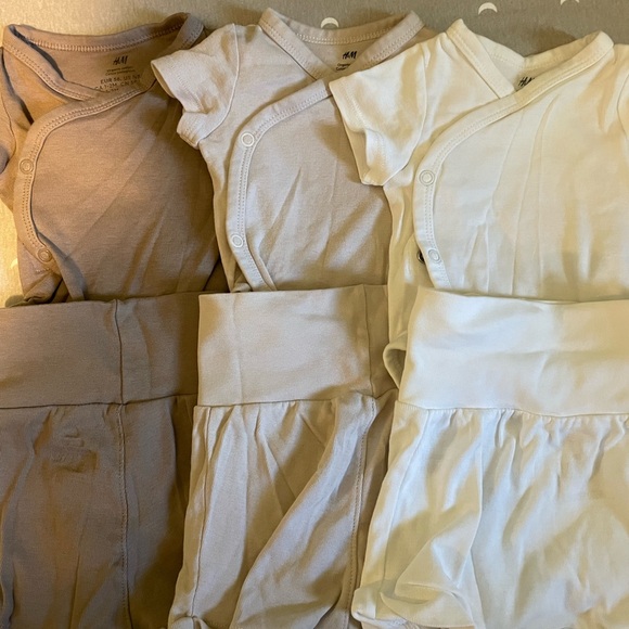 H&M 6 Pieces Kimono Style Bundle - Picture 2 of 5